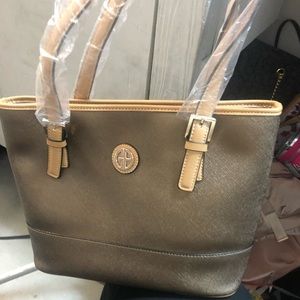 Macy’s Gianni Bernini purse